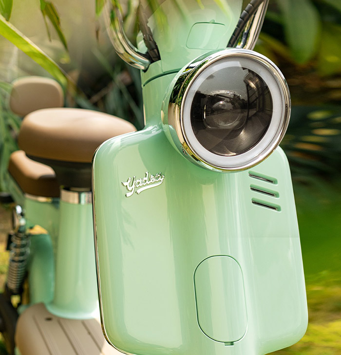 dau-xe-may-dien-yadea-i8-2023