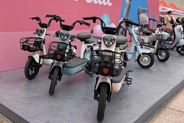 i6_2_e17f6512c2b54069990cef005ec3e94e_grande_1